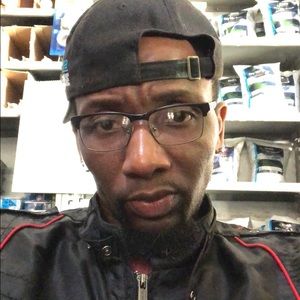 Meet your Posher, Ronald